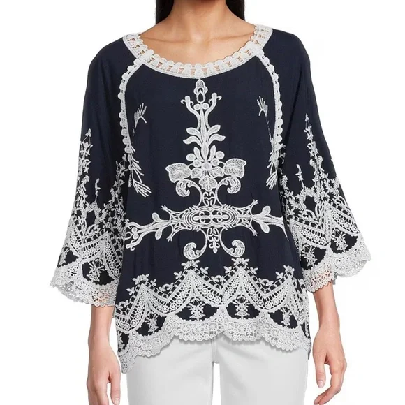 NWT Leo and Nicole Woven Embroidered Scalloped Lace Trim Blouse Size 2X - Picture 7 of 9